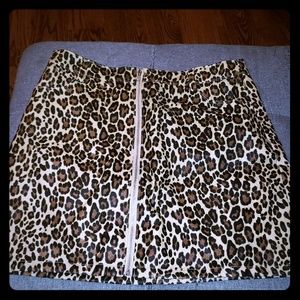 leopard skirt